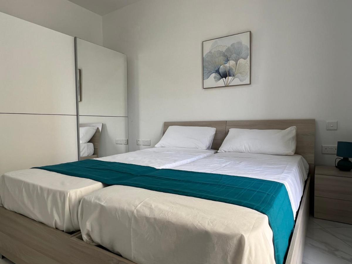 Condo With Patio Overlooking Piazza Gzira المظهر الخارجي الصورة