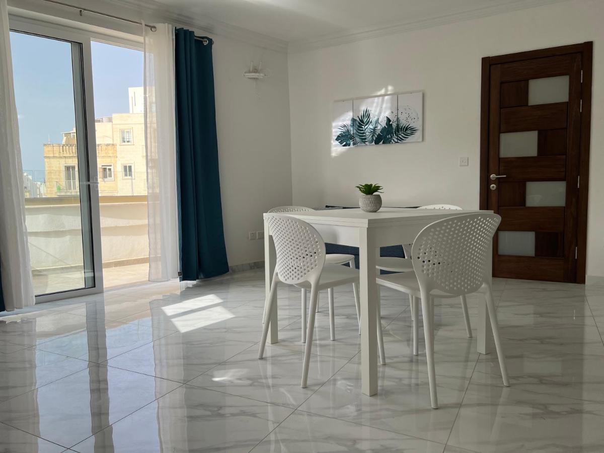 Condo With Patio Overlooking Piazza Gzira المظهر الخارجي الصورة